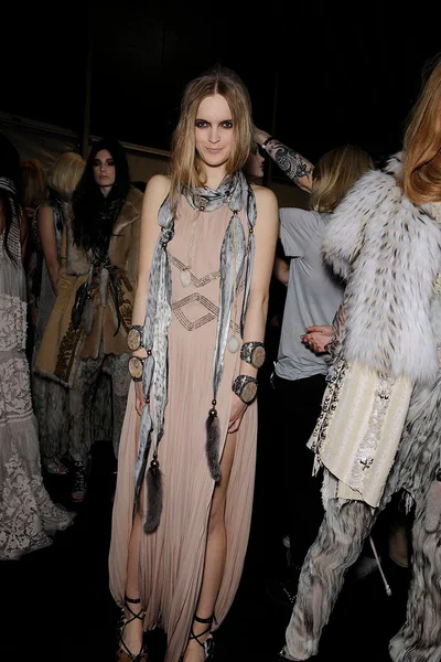 Look 44